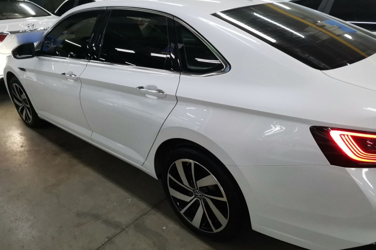 大众 速腾 2023款 300TSI DSG卓越版车身外观6003