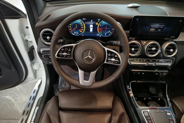 奔驰GLC 2020款 改款 GLC 260 L 4MATIC 动感型局部细节13