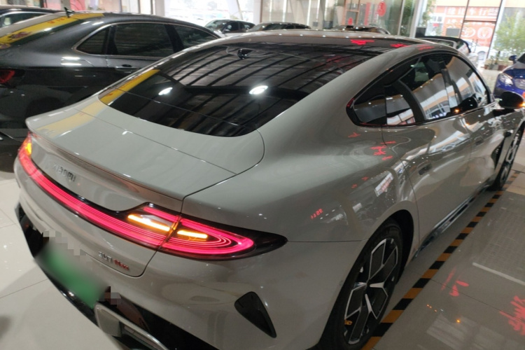 小米汽车 小米SU7 2024款 四驱超长续航高阶智驾Max版车身外观6005