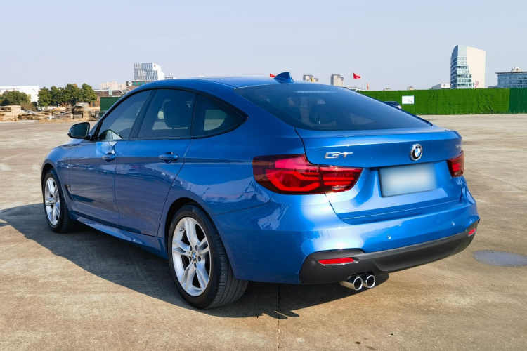 宝马3系GT 2019款 320i M运动套装车身外观6003