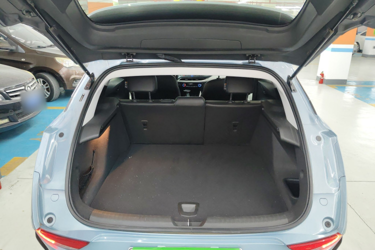 别克 微蓝6 2019款 互联智慧型机舱底盘23