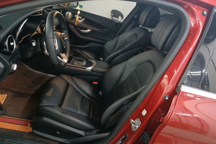 奔驰C级 2020款 改款 C 260 L 运动版局部细节19