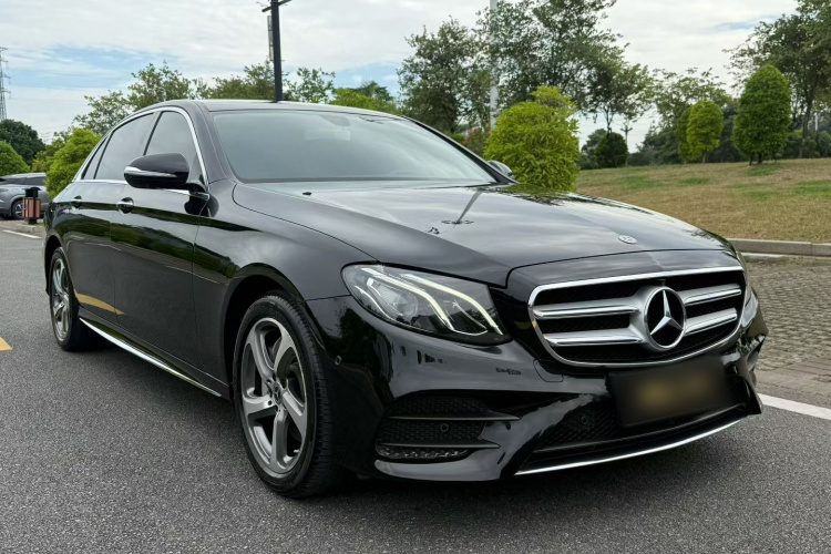 奔驰E级 2019款 改款 E 300 L 运动时尚型车身外观6004