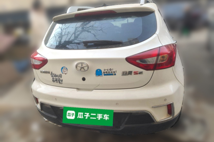 江汽集团 瑞风S2 2015款 1.5L 手动豪华型车身外观6