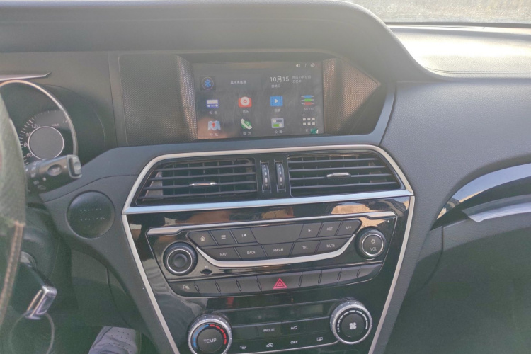 猎豹汽车 猎豹CS10 2016款 2.0T 手动卓越型局部细节16