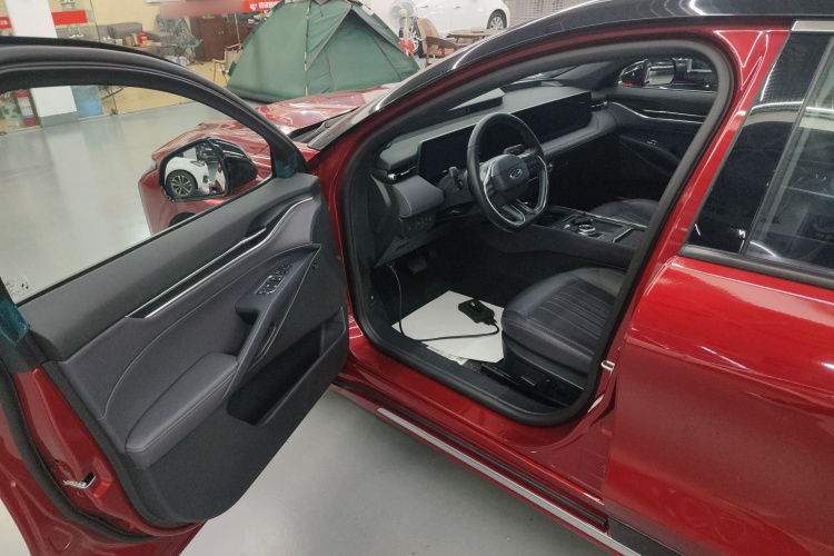 福特 蒙迪欧 2025款 2.0T EcoBoost 至尊型中控内饰20