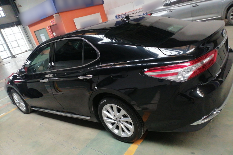 丰田 凯美瑞 2023款 2.0G 豪华版车身外观4