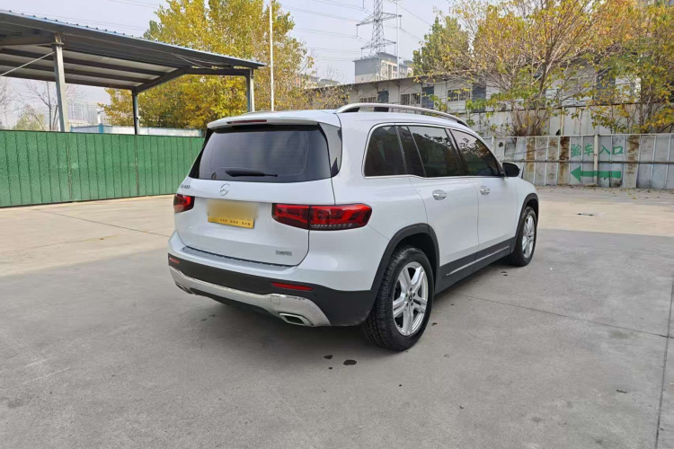 奔驰GLB 2020款 GLB 200 动感型车身外观6006