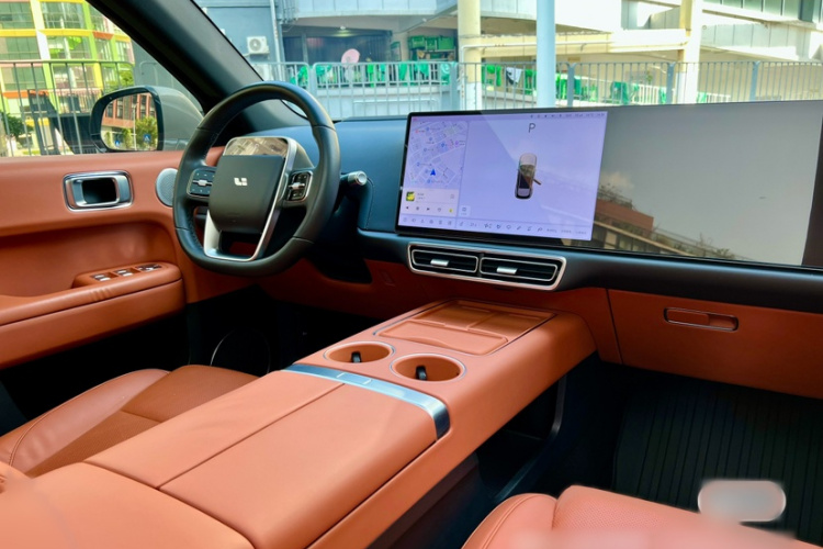 理想汽车 理想L6 2024款 Pro中控内饰7004