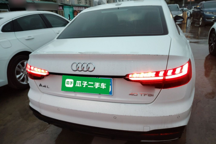 奥迪A4L 2022款 40 TFSI 豪华动感型车身外观6
