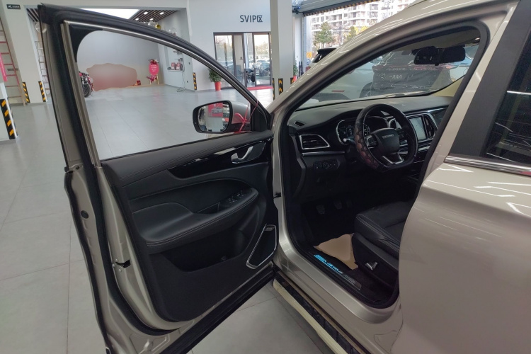 捷途X90 2019款 1.5T 手动智享型 5座 国V中控内饰20