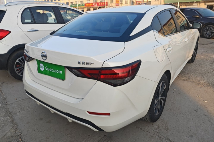 日产 轩逸 2022款 1.6L XL CVT悦享版车身外观7