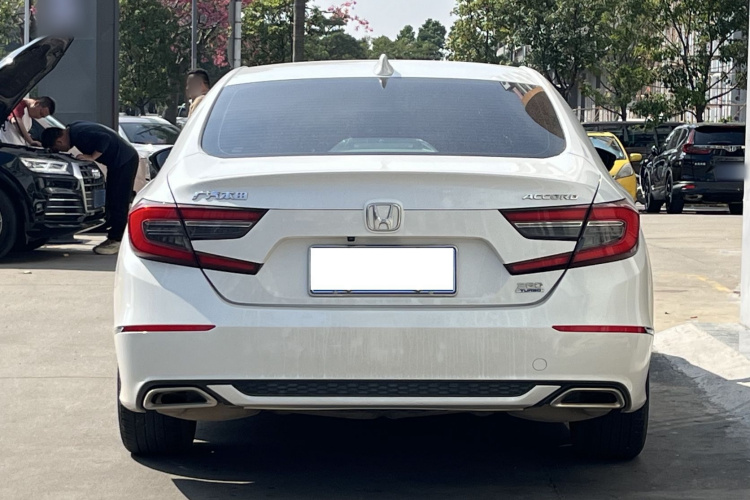 本田 雅阁 2022款 260TURBO 豪华版车身外观6008