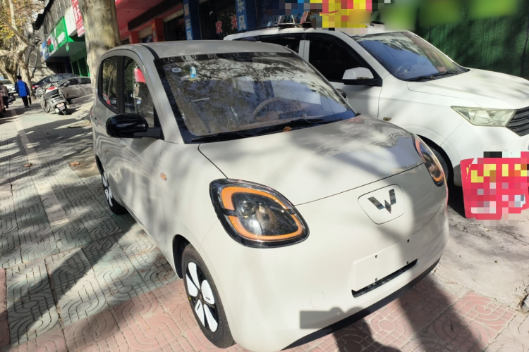 五菱汽车 宏光MINIEV 2025款 四门版 进阶款车身外观3