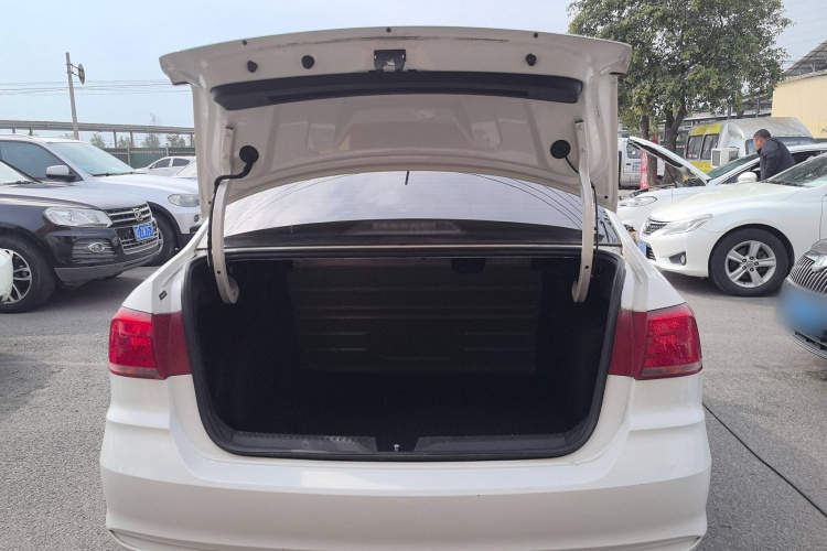 大众 桑塔纳 2021款 1.5L 手动风尚版局部细节23