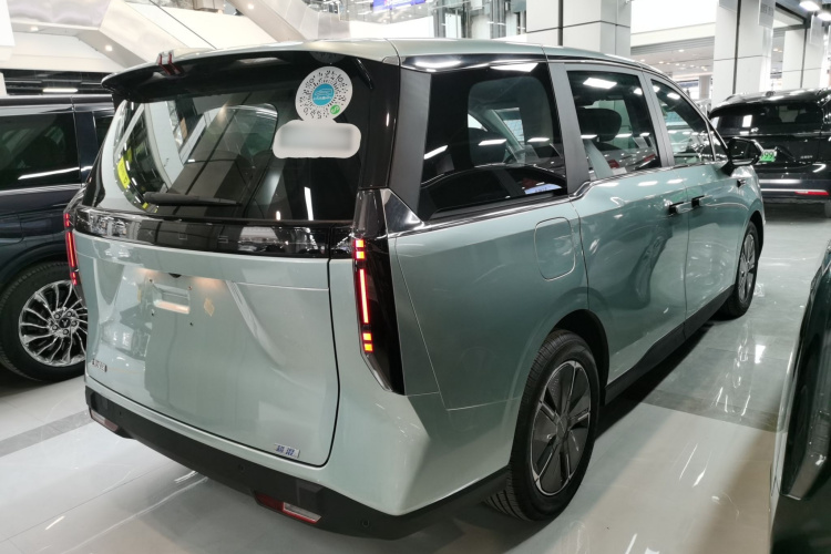 上汽大通MAXUS 大家7 2024款 改款 超混 长续航版 悦享版车身外观7