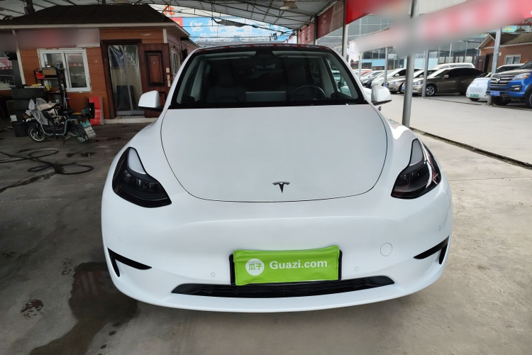 特斯拉 Model Y 2022款 改款 后轮驱动版车身外观2