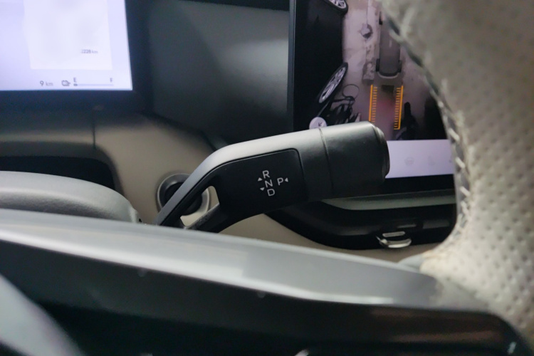 领克06 EM-P 2023款 EM-P 126长续航Halo局部细节18