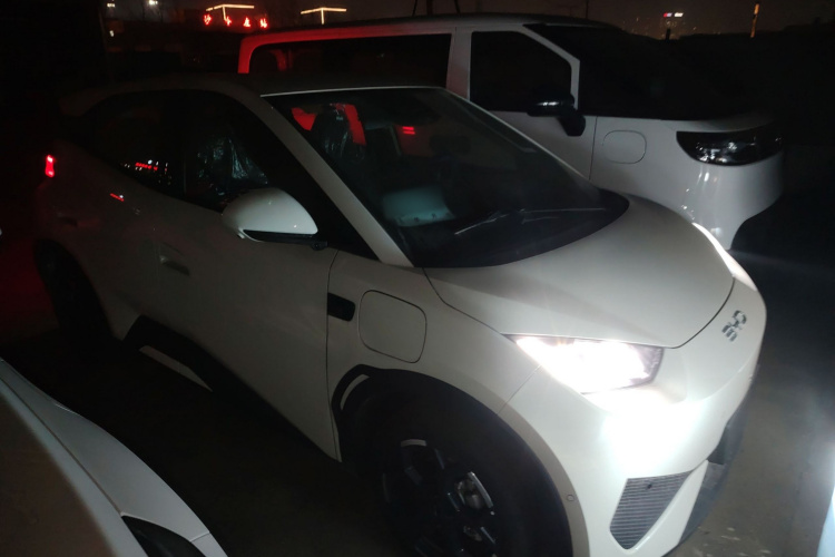 比亚迪 海鸥 2025款 305km 活力版车身外观3