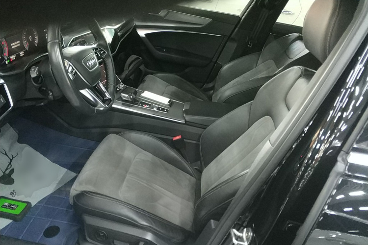 奥迪A6L 2019款 40 TFSI 豪华动感型局部细节19