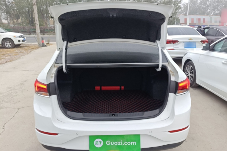 别克 英朗 2021款 改款 典范 1.5L 自动精英型局部细节23