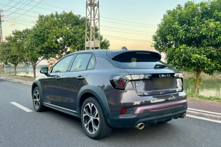 领克02 2020款 1.5T DCT两驱耀版车身外观6009