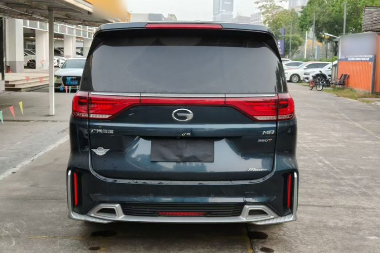 广汽传祺 传祺M8 2021款 大师系列 390T 至尊版车身外观6007