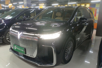 岚图汽车 岚图梦想家 2025款 PHEV 四驱旗舰鲲鹏版