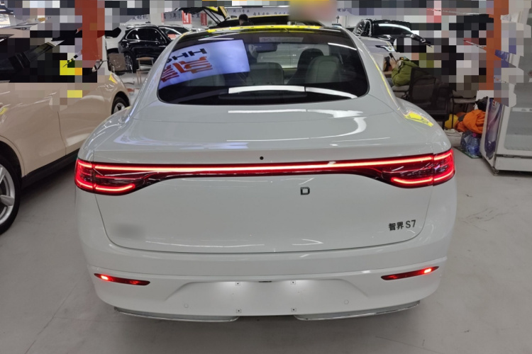 鸿蒙智行 智界S7 2024款 Max+ 后驱超航智驾版车身外观6