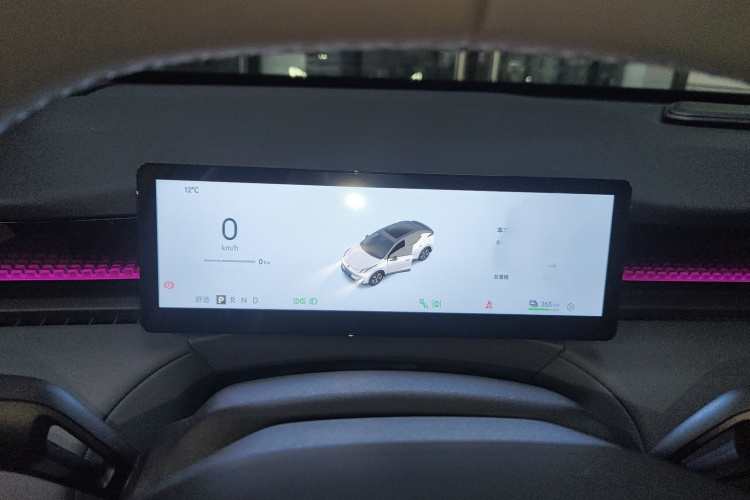 领克Z20 2025款 530km 后驱Pro局部细节14