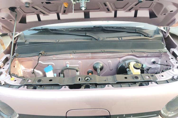 吉利银河 熊猫 2025款 210km 元气熊机舱底盘24