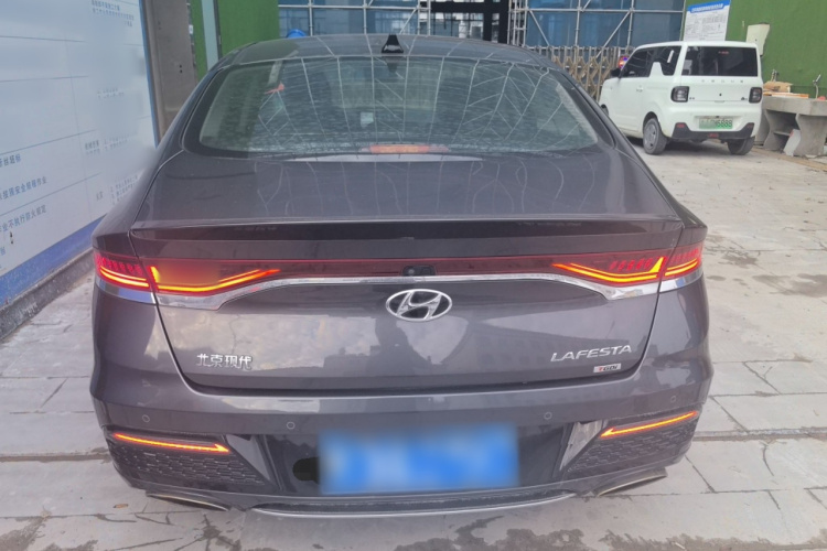 现代 菲斯塔 2019款 280TGDi 智速版 国VI车身外观6