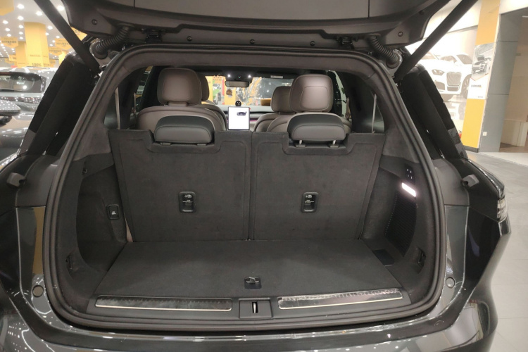 蔚来ES8 2023款 75kWh机舱底盘23