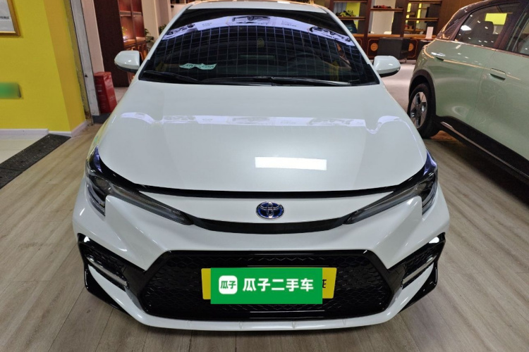 丰田 雷凌 2022款 双擎 1.8H E-CVT运动版车身外观6001
