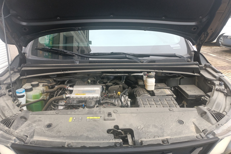 广汽传祺 传祺M6 2023款 PRO 270T DCT精英版机舱底盘24