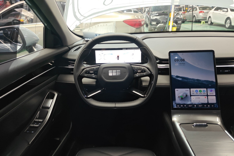 吉利银河 银河L6 2024款 125km PLUS 龙腾版中控内饰13