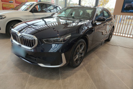 宝马5系 2025款 530Li xDrive 豪华套装