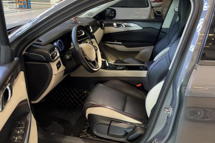 领克02 2018款 1.5T DCT两驱耀版 国V中控内饰7004