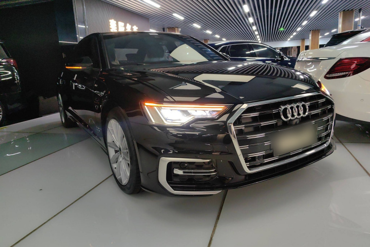 奥迪A6L 2023款 45 TFSI 臻选动感型车身外观3