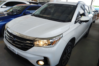 广汽传祺 传祺GS4 2017款 235T 自动两驱豪华智联版