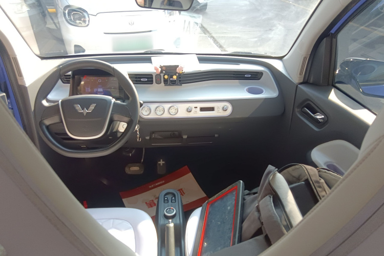 五菱汽车 宏光MINIEV 2022款 马卡龙臻享款 磷酸铁锂中控内饰7002