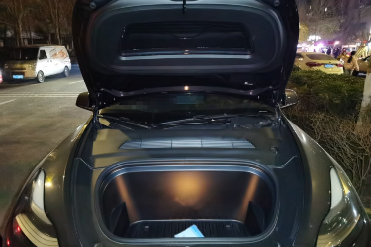 特斯拉 Model Y 2024款 后轮驱动版局部细节24