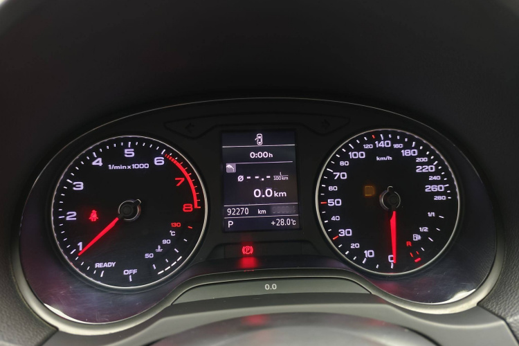 奥迪A3 2017款 Limousine 40 TFSI 运动型局部细节14