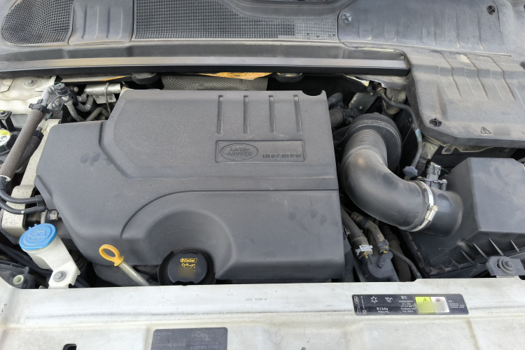 路虎 揽胜极光 2018款 240PS SE 智耀版局部细节24