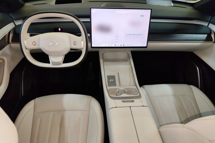 乐道L60 2024款 60kWh 四驱版中控内饰7002