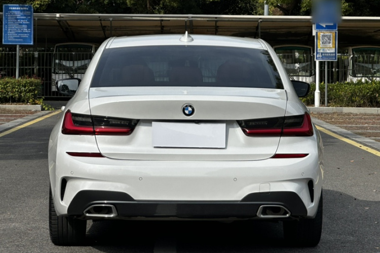 宝马3系 2021款 改款 320Li M运动套装车身外观6005