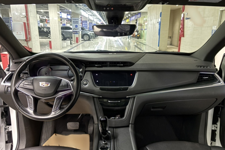 凯迪拉克XT5 2021款 28T 豪华型中控内饰7003