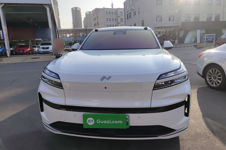 乐道L90 2025款 Ultra 六座版车身外观2