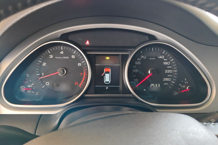 奥迪Q7 2015款 35 TFSI 进取型局部细节14