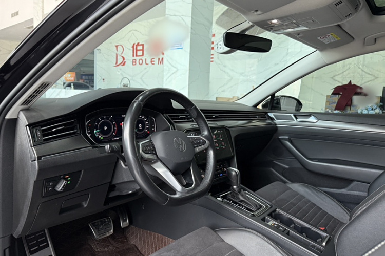 大众 迈腾 2020款 330TSI DSG 豪华型中控内饰7004